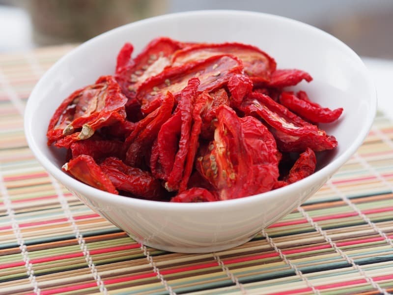 گوجه خشک شیراز؛ پودری دست ساز اسید فولیک بتاکاروتن ویتامین های C A