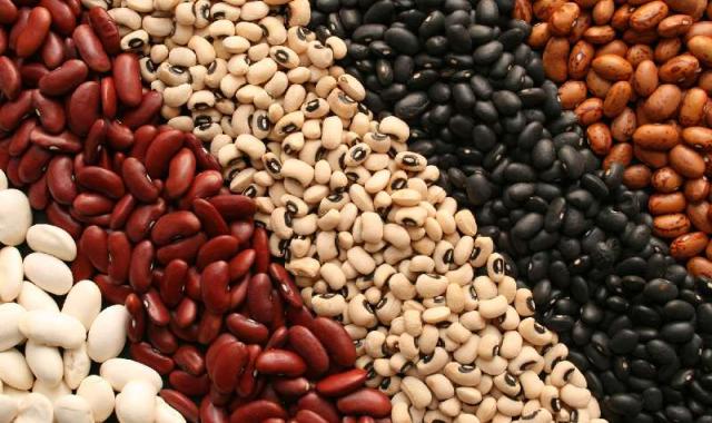 حبوبات فله ای لرستان؛ لوبیا عدس نخود پله کلیسم روی BEANS