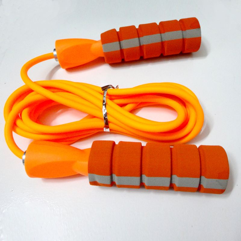 طناب ورزشی؛ ضخیم سبک نوع (مهره ای چرمی پلاستیکی)