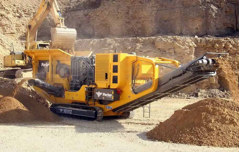 سنگ شکن فکی پارکر؛ فولاد منگنزی (برشی فشاری) فک ثابت متحرک