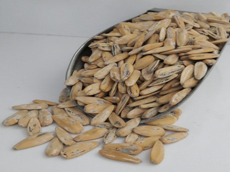 تخمه آفتابگردان سناتور؛ درشت خلالی پودری 2 نوع (ساده و طعم دار)