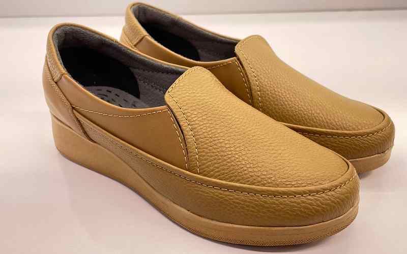 محصولات چرم باربارا؛ کیف دستبند انعطاف بالا 2 رنگ قهوه ای قرمز