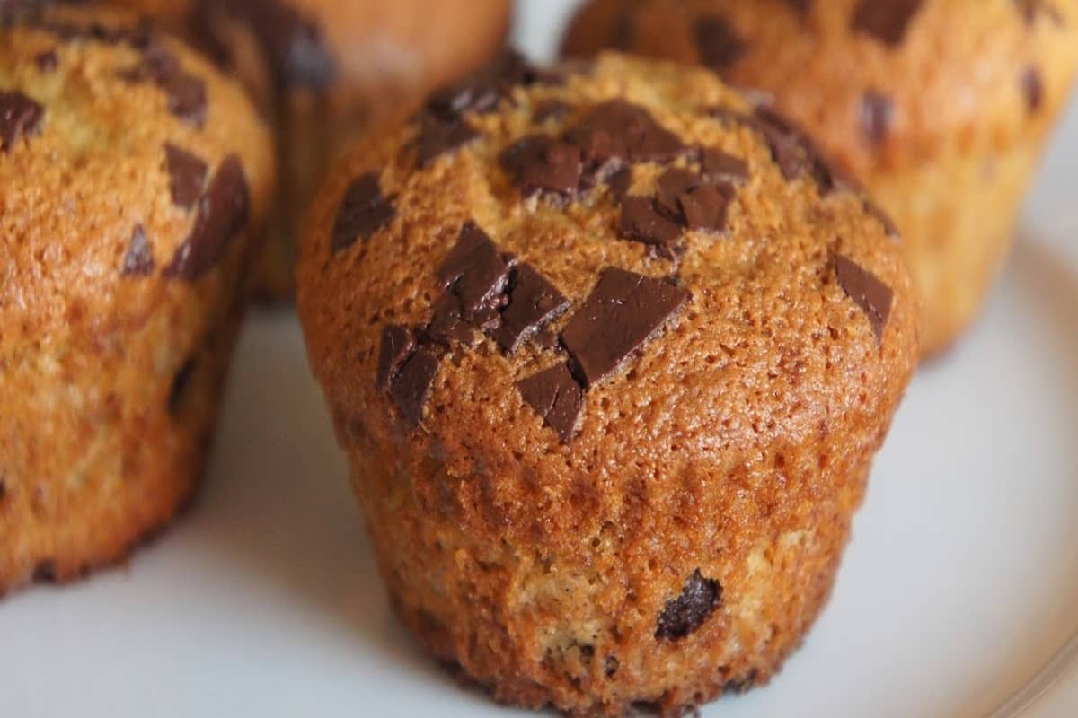 کیک دوقلو کارتونی؛ مغزدار کشمشی گردویی بسته بندی 40 عددی