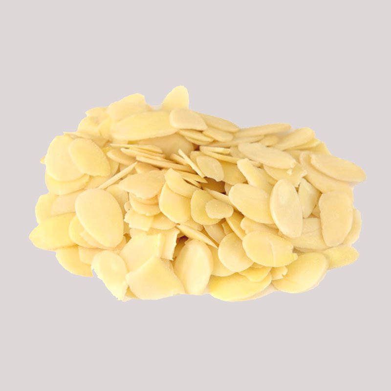 بادام پرک بو داده؛ سفید ترد حاوی مواد مغذی ویتامین almonds