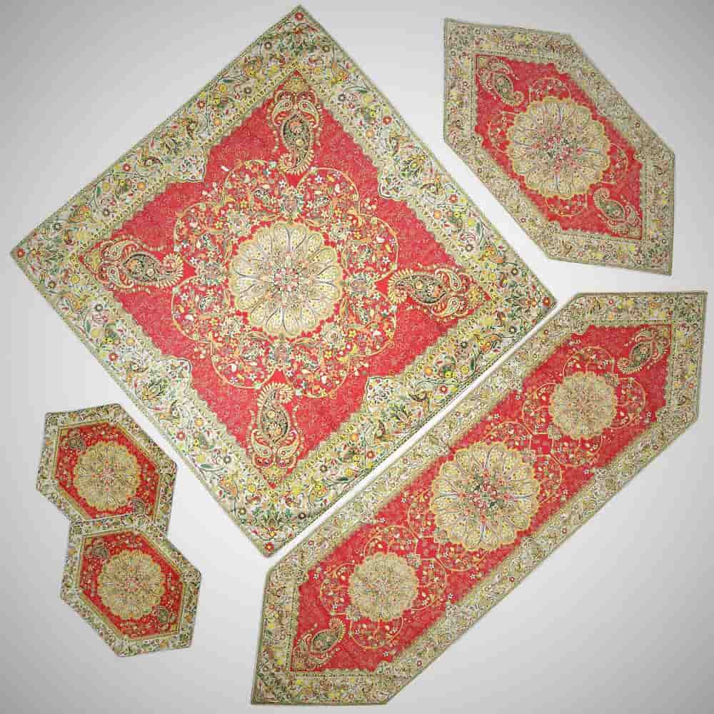 رومیزی ترمه طرح افشار؛ آبی قرمز 3 جنس کرک پشم ابریشم