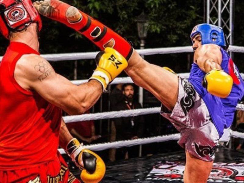 لباس ورزشی کیک بوکس؛ باند دستکش کلاه 2 رنگ آبی مشکی