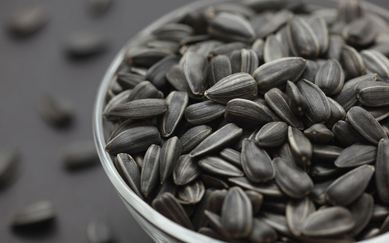 تخمه آفتابگردان پخته؛ مشکی سفید طعم دار بدون مواد نگهدارنده