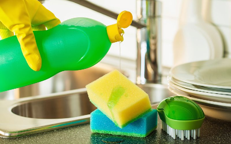 مایع ظرفشویی گیاهی ( شوینده) فاقد حساسیت رایحه اسطوخودوس نارگیل Liquid