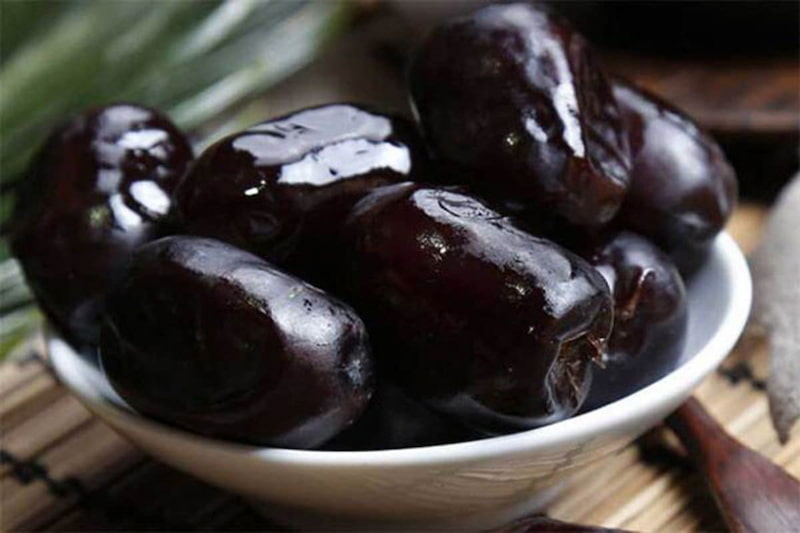 خرما شیره دار؛ بافت نرم رطوبت زیاد حاوی فروکتوز fiber