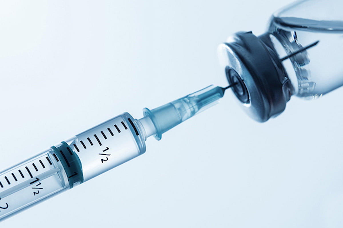 اب مقطر طبی؛ صنعتی سه بار تقطیر کاربرد داروسازی