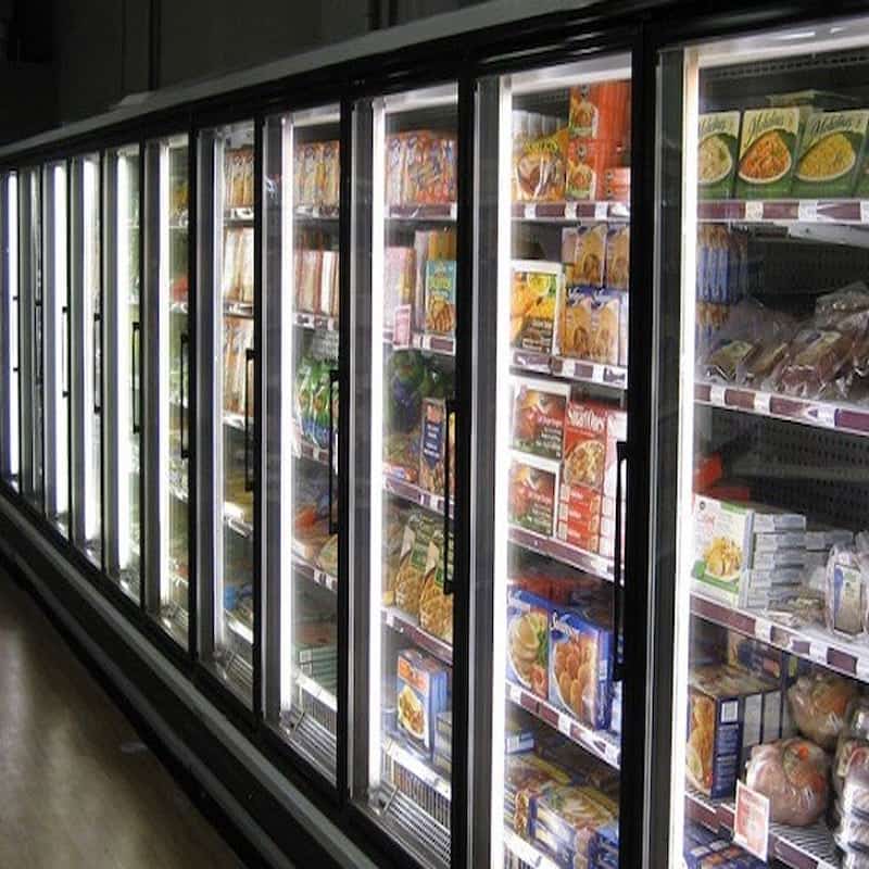 یخچال صنعتی در اصفهان؛ صندوقی ایستاده 2 جنس گالوانیزه استیل