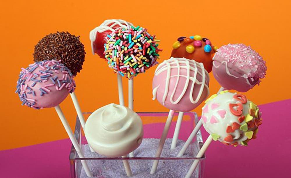 آبنبات چوبی بسته ای؛ لیمویی توت فرنگی آلبالویی ترش ملس 1 عددی