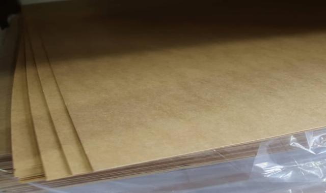 کاغذ کرافت عمده؛ قهوه ای سفید کرم 4 نوع هندی اوکراینی ساده طرح دار