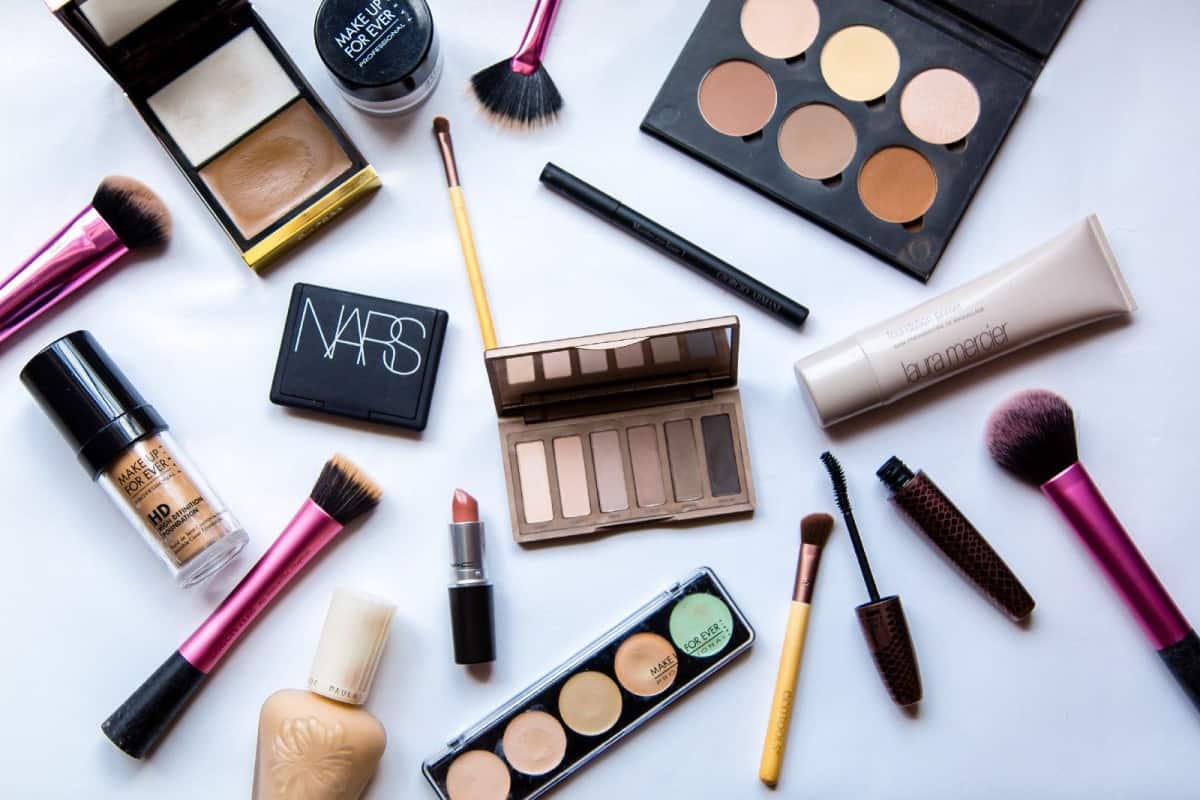 کیف لوازم آرایش نوین چرم؛ مصنوعی طبیعی مناسب نظم بخشیدن لوازم آرایشی