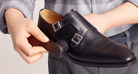 واکس مشکی شکوفه؛ اسپری جامد 3 رنگ قهوه ای زرشکی سرمه ای