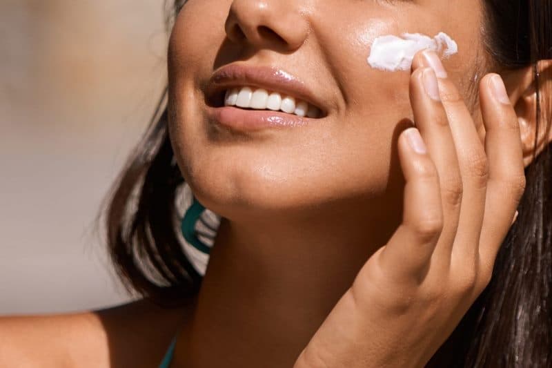 شوینده پوست چرب فاربن؛ حاوی عصاره چای فرمولاسیون استاندارد