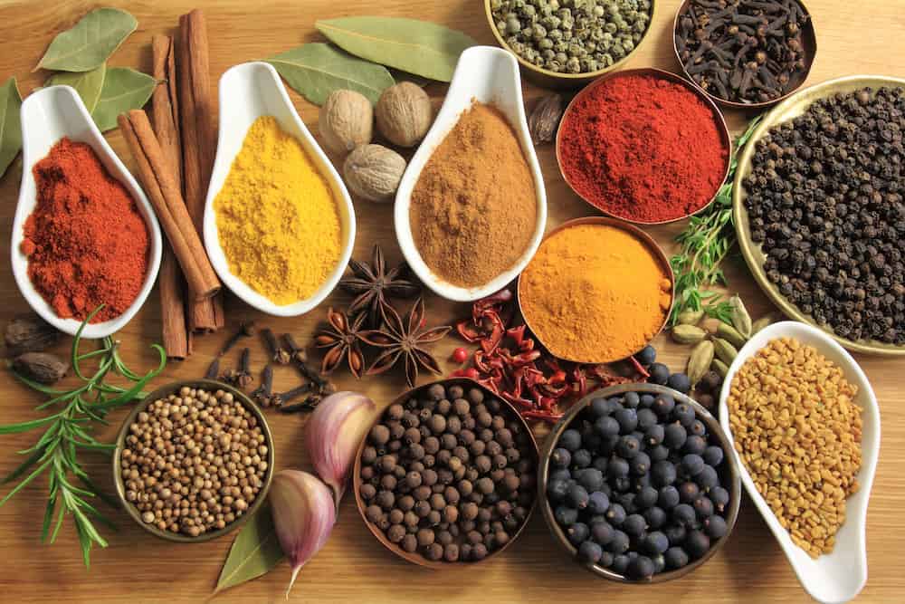 ادویه جات غذا؛ دارچین سماق فلفل سیاه مناسب خورشت ترشی spice