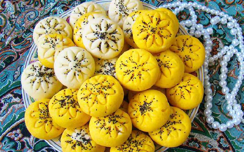 شیرینی برنجی قزوین؛ ساده زعفرانی مناسب عصرانه جشن (500 750) گرمی