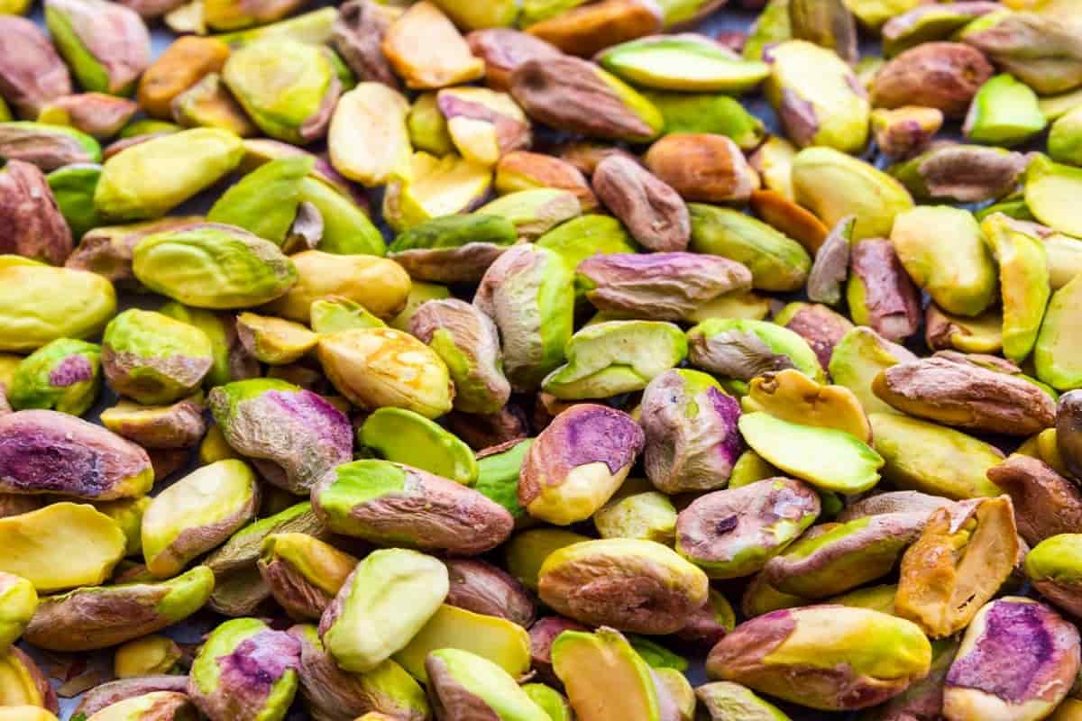 مغز پسته شور؛ اکبری احمد آقایی کاهش وزن آهن Vitamin