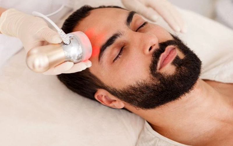 میکرودرم شهرک غرب؛ پاکسازی صورت 3 رنگ (نقره ای سفید مشکی)