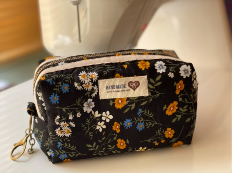 کیف لوازم آرایش پارچه ای؛ قابل شست شو بانوان Fabric