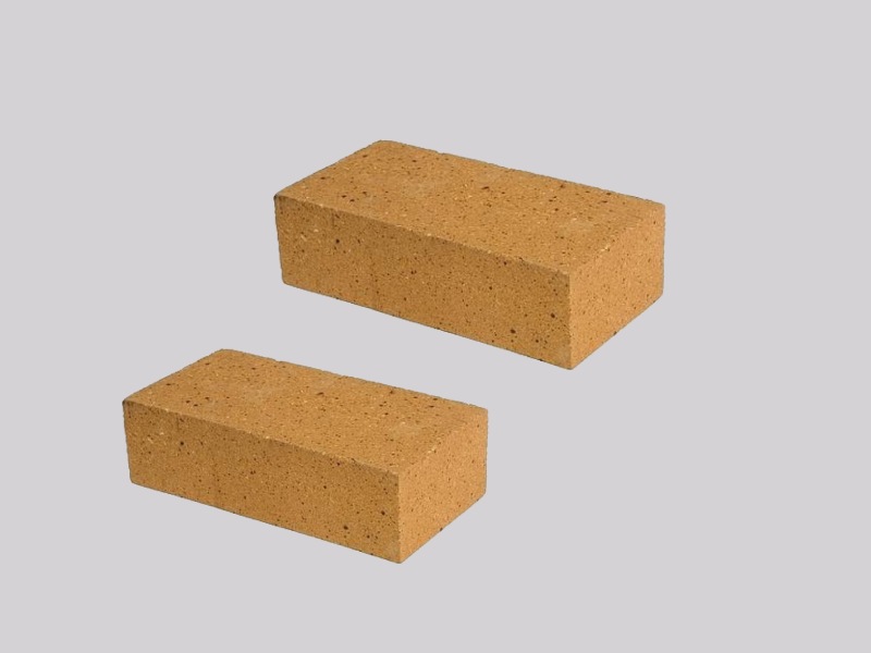 آجر فشاری خاتون آباد؛ قرمز ماشینی مناسب سفت کاری ساختمان