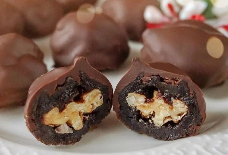 خرمای روکش دار؛ 2 نوع مغز دار بدون مغز انرژی زا فیبر Manzanim