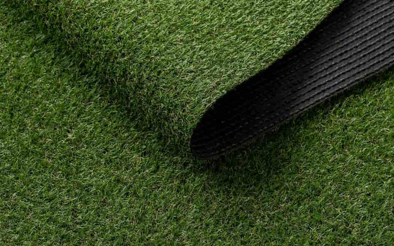 چمن مصنوعی زمین فوتبال؛ نرم مقاوم جنس پلی پروپیلن عمر 15 سال