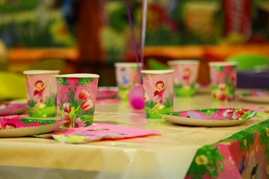 ظروف یکبار مصرف برای تولد؛ ضد آب کوچک 3 طرح عروسکی مدرن کلاسیک