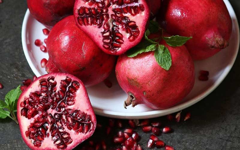 انار ملس دانه سیاه؛ درشت صادراتی محصول ساوه حاوی فیبر Vitamin