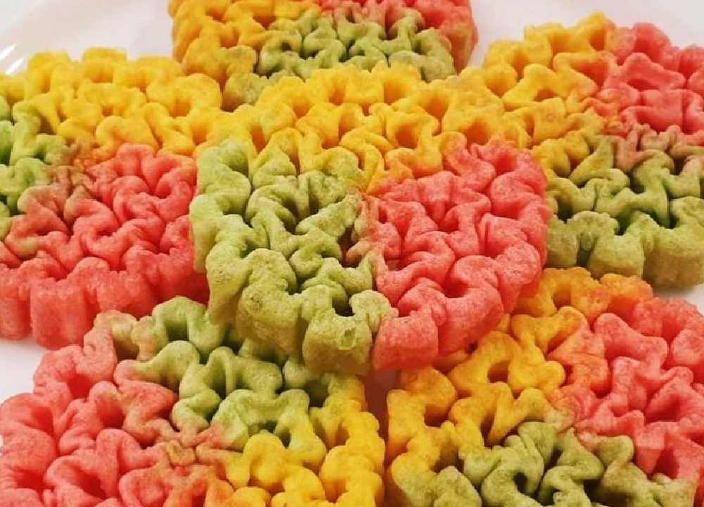 شیرینی پنجره ای سه رنگ؛ خانگی طبیعی ترد ماندگاری 2 ماه