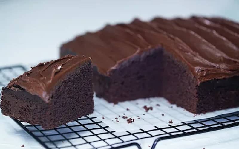 کیک خیس شکلاتی کافی شاپی؛ تازه بافت مرطوب منسجم cake