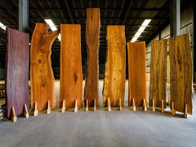 چوب گردو خاوران؛ دکوراسیون پارکت کفپوش 2 الیاف موجدار پیچ خورده