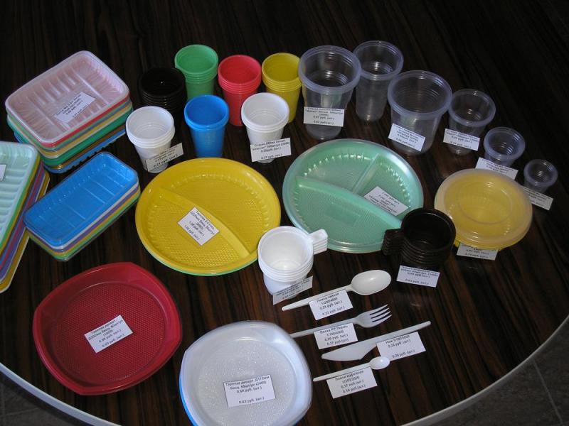 ظروف یکبار مصرف لوکس کوشا؛ گیاهی آلومینیومی مناسب آشپزخانه رستوران