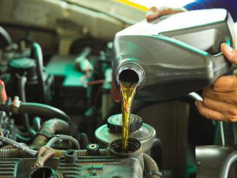 روغن موتور پرشیا xu7p؛ غلیظ 2 رنگ شفاف طلایی (1 5) لیتری درب پلمپ