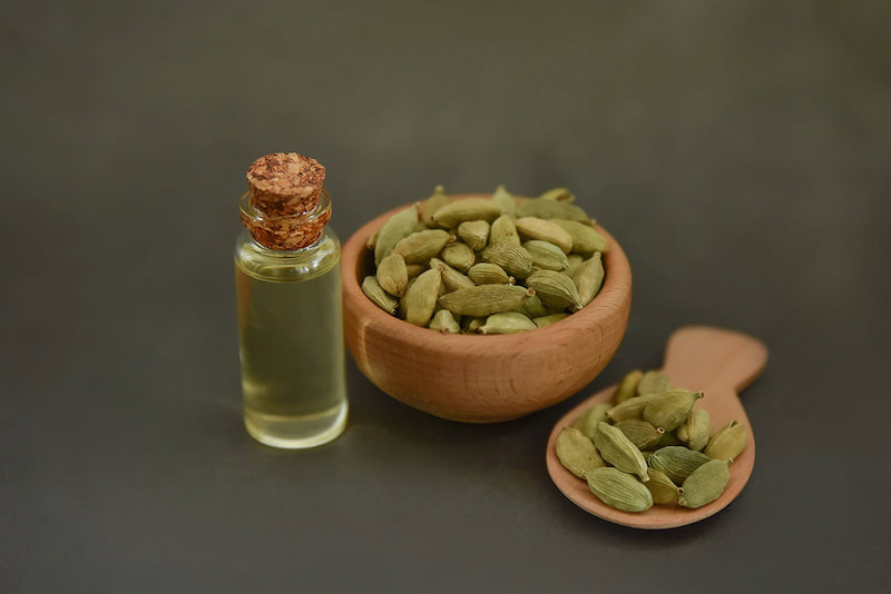 شربت عرق هل؛ خوش طعم حاوی ویتامین D تولید Kashan