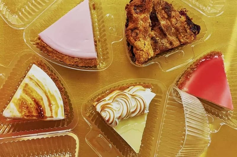 ظرف یکبار مصرف اسلایس کیک؛ پلاستیک 4 مدل (مثلث دایره بیضی قلب)