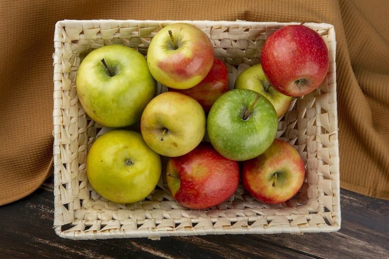 سیب درختی اصفهان؛ زرد سفید توسرخ ویتامین C پتاسیم