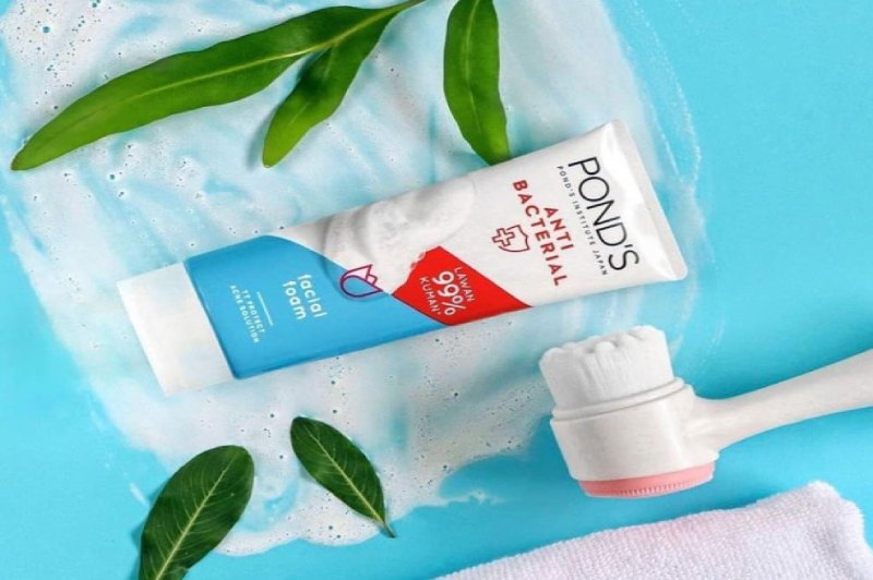 فوم شستشو پوندز؛ رفع جوش آکنه مناسب پوست چرب خشک