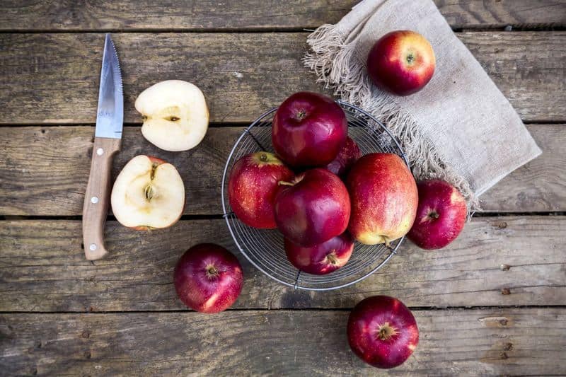 سیب امروز؛ قرمز سبز زرد کنترل قند خون پاکسازی کبد آهن Calcium