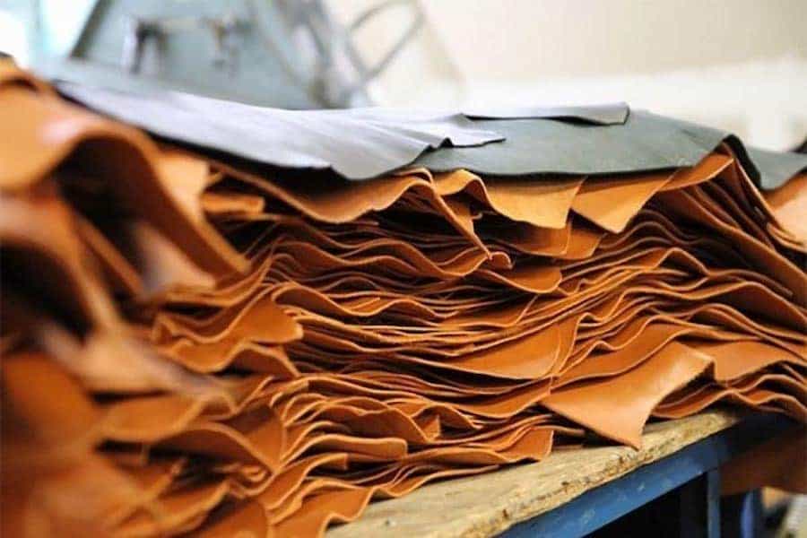 چرم درسا تهران؛ طبیعی منعطف عمر نامحدود leather