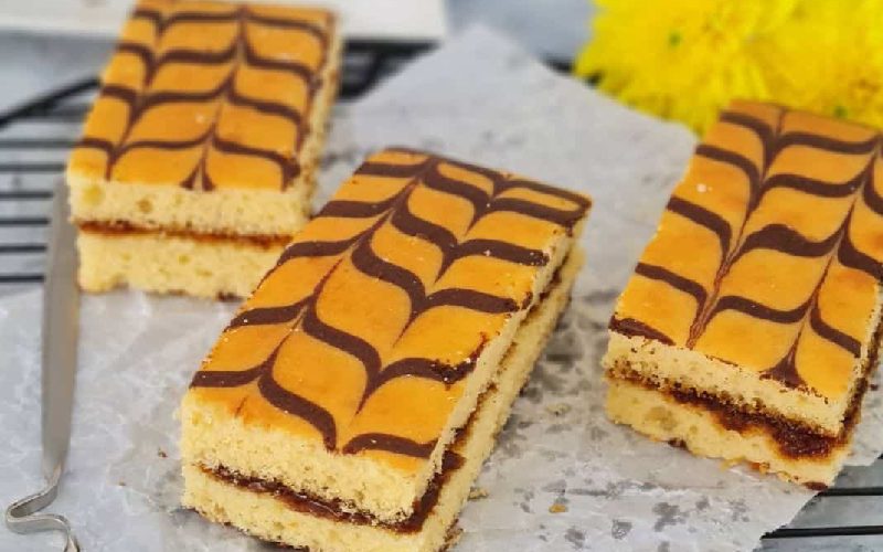 کیک و کلوچه سی گل؛ شکلاتی وانیل کاملا بهداشتی (10 عددی)