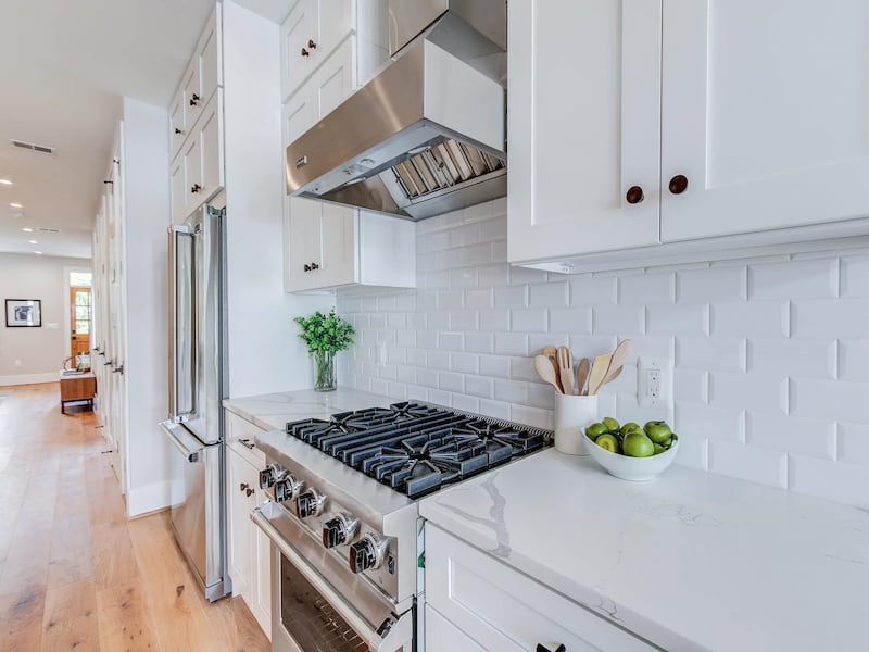 کاشی سرامیک طرح برجسته؛ صاف صیقلی مناسب سقف کف دیوار Iran