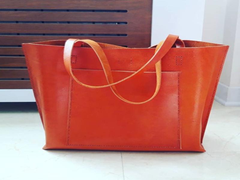 کیف زنانه چرم مصنوعی؛ دوشی دستی آستردار 2 رنگ طلایی نقره ای