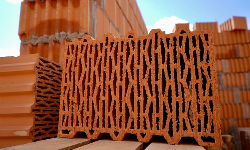 آجر سفال شهرکرد؛ کاهش وزن ساختمان فوم دار پشم شیشه 2 سانتی متر