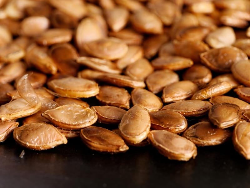 تخمه جابانی خام (ژاپنی) شور ساده حاوی اسید فولیک