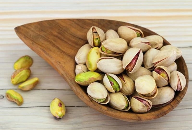 پسته خام برای سگ؛ احمد آقایی فندقی اکبری حاوی آهن نیکل مس