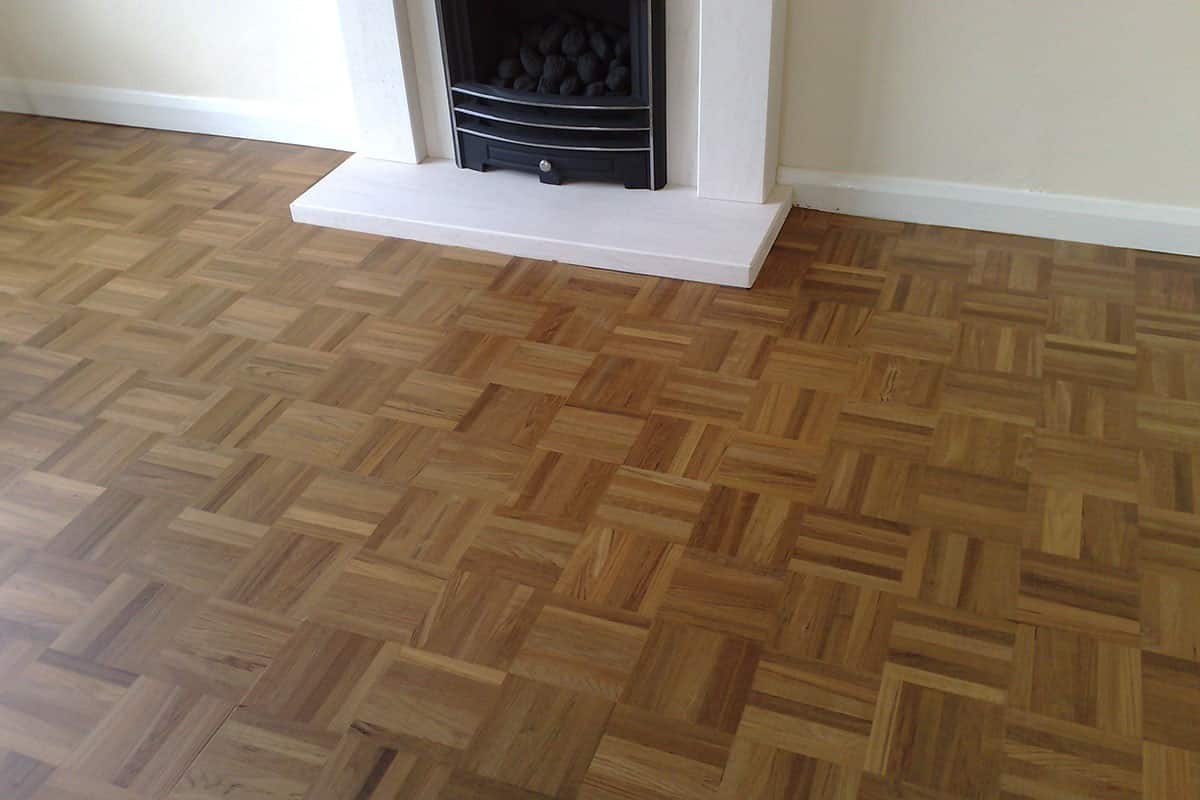 کاشی طرح پارکت؛ سنگی موزاییکی سرامیکی ابعاد 120*120 Parquet design