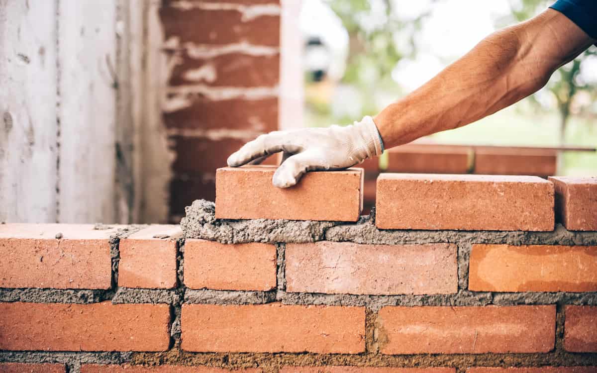 آجر فشاری شهریار؛ مقرون به صرفه (1 2) کیلوگرم قرمز زرد