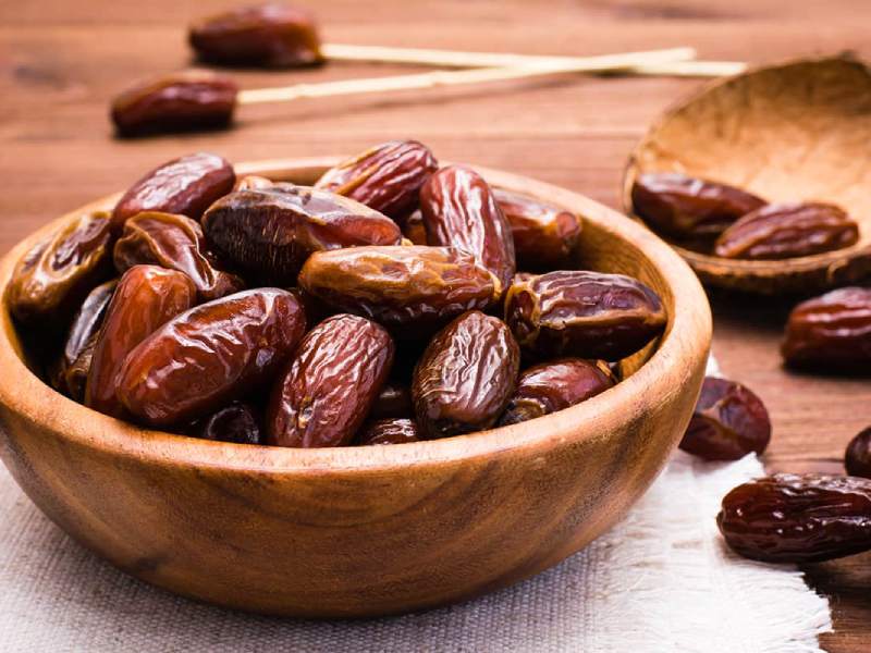 خرما برای سرفه خشک؛ مضافتی کبکاب حاوی آهن پتاسیم Vitamin B3